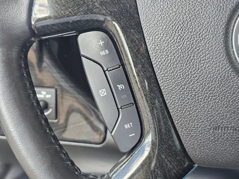 Used 2017 GMC Savana 2500 RWD image 15