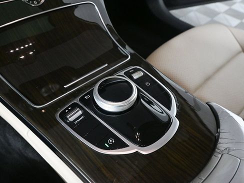Used 2019 Mercedes-Benz C 300 Sedan image 16