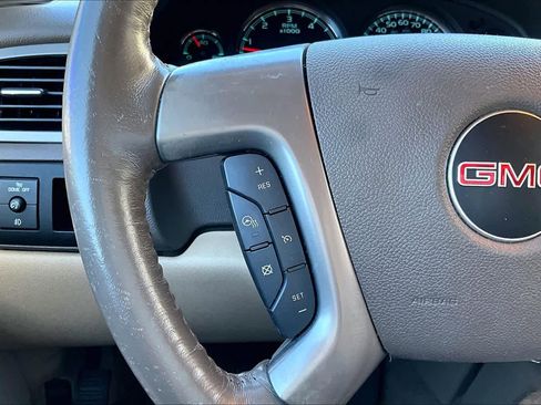 Used 2012 GMC Yukon SLT w/ Texas Edition image 22