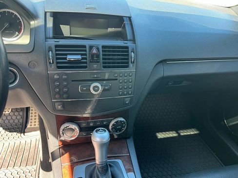 Used 2009 Mercedes-Benz C 300 4MATIC Sedan image 13