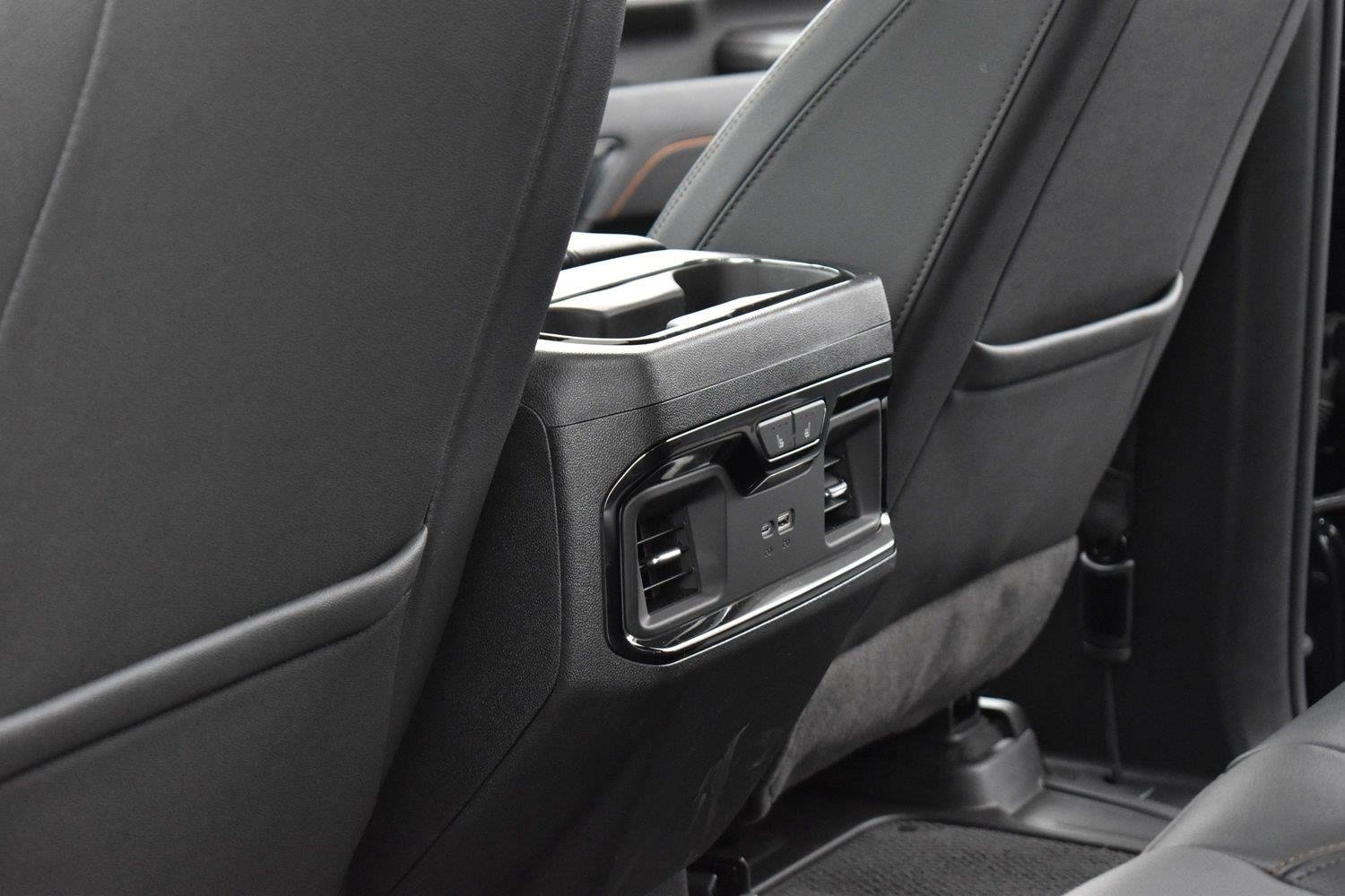 Used 2024 GMC Sierra 2500 AT4 w/ AT4 Premium Plus Package AWD/4WD image 29