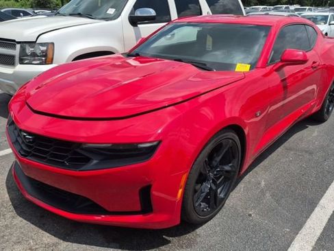 Used 2020 Chevrolet Camaro LT RWD image 1
