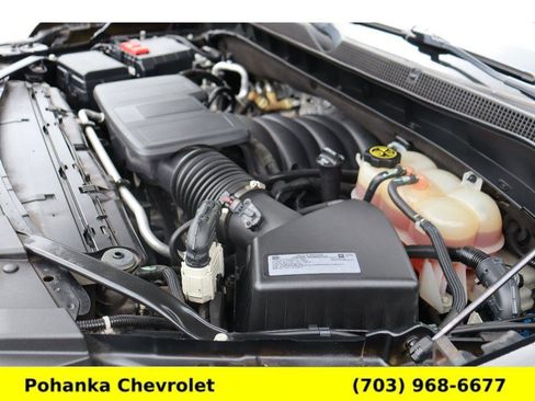 Used 2021 Chevrolet Suburban Z71 image 38