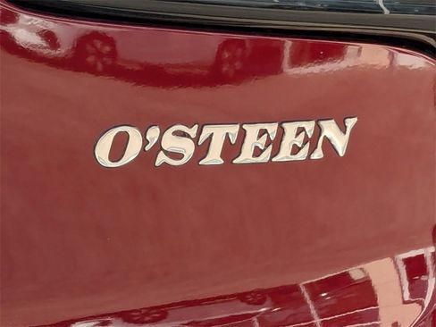 Used 2025 Buick Encore GX Avenir w/ Avenir Technology Package image 22