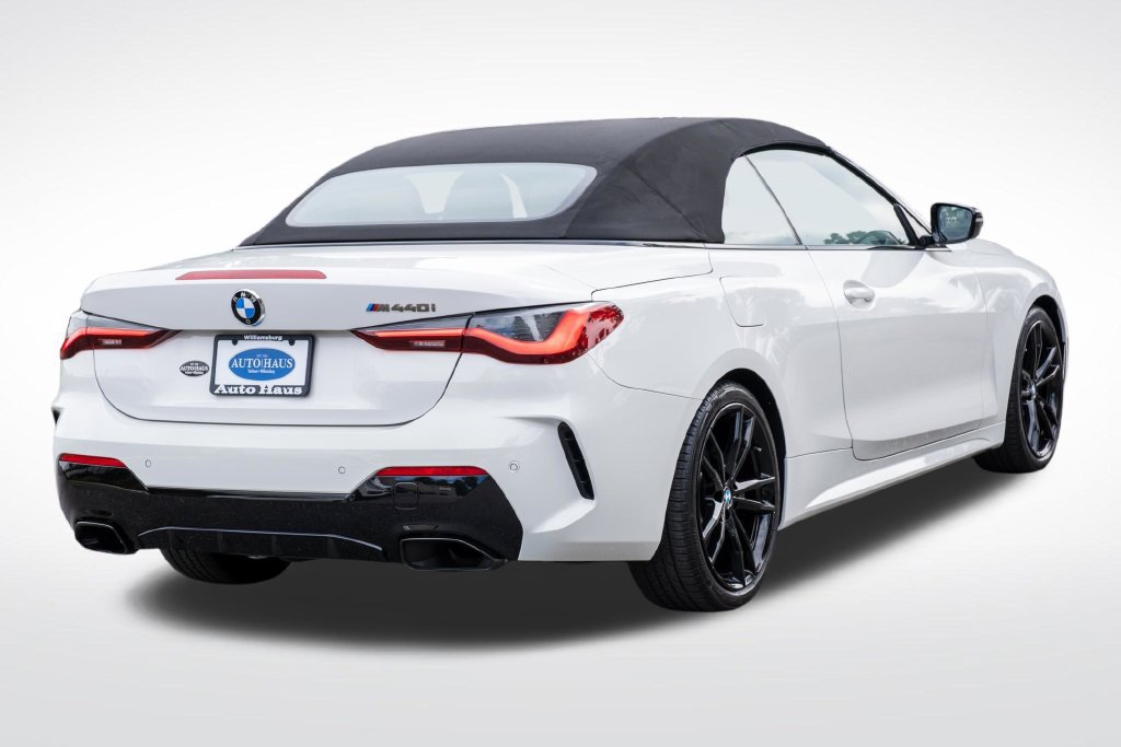 Used 2022 BMW M440i Convertible w/ Premium Package RWD image 38