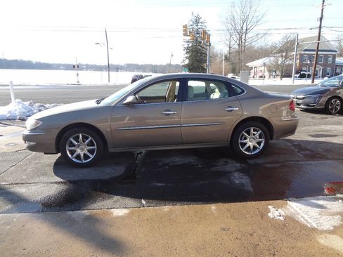Used 2007 Buick LaCrosse CXL image 3