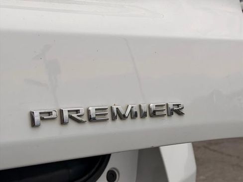 Used 2023 Chevrolet Suburban Premier AWD/4WD image 31