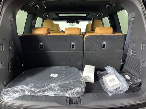 New 2026 Nissan Armada Platinum Reserve image 50