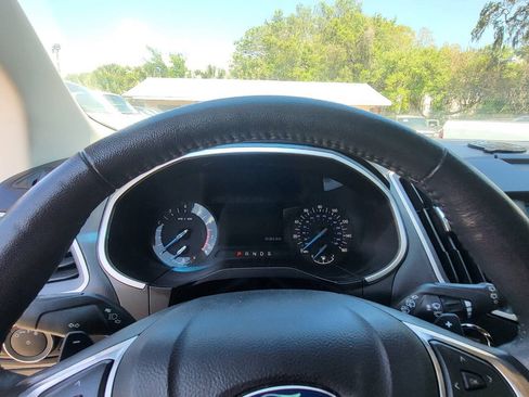 Used 2017 Ford Edge SEL AWD/4WD image 45