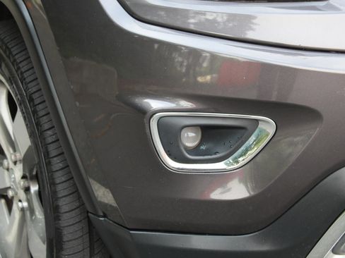 Used 2014 Jeep Grand Cherokee Limited w/ Trailer Tow Group IV AWD/4WD image 36