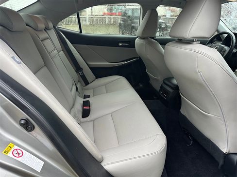 Used 2014 Lexus IS 250 AWD image 12