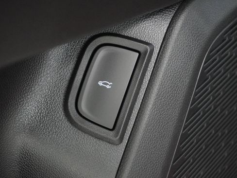 New 2026 Chevrolet Equinox RS w/ Convenience Package III image 14