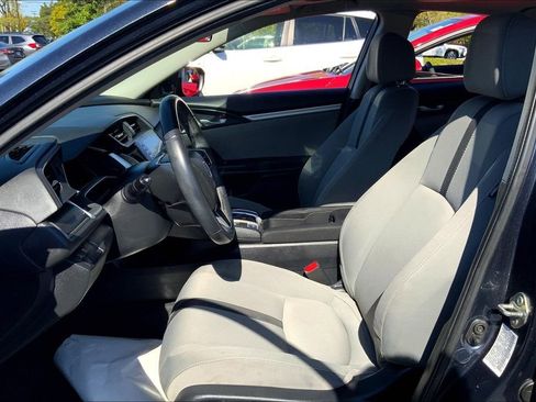 Used 2019 Honda Civic EX image 26