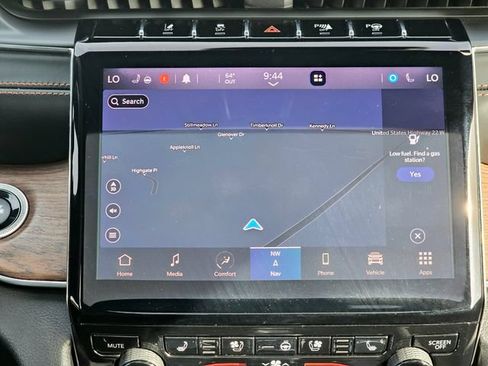 Used 2021 Jeep Grand Cherokee L Summit w/ Advanced Protech Group IV AWD/4WD image 39