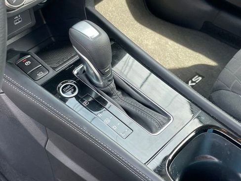Certified 2023 Nissan Kicks SV FWD image 20