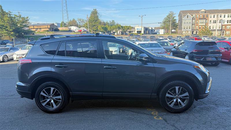 Used 2016 Toyota RAV4 XLE FWD image 8