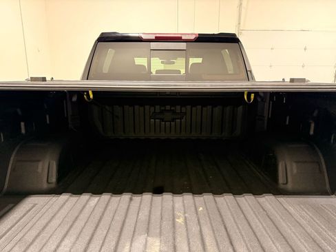 Used 2020 Chevrolet Silverado 1500 LT Trail Boss w/ Midnight Edition image 11