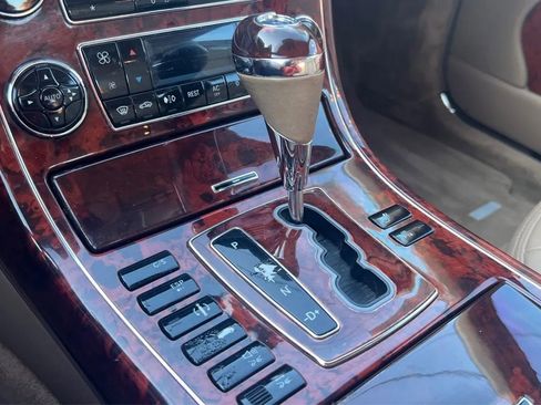 Used 2004 Maybach 57 RWD image 40