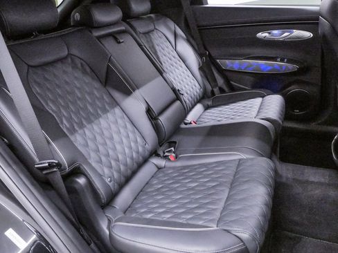 Certified 2025 Genesis GV70 3.5T Sport w/ Sport Advanced Package image 12