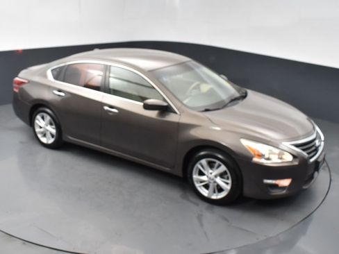 Used 2013 Nissan Altima 2.5 SV image 42