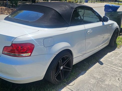 Used 2013 BMW 128i Convertible RWD image 4