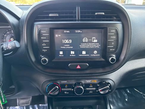 Used 2020 Kia Soul S FWD image 17
