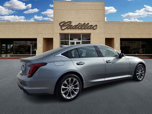 Used 2023 Cadillac CT5 Luxury image 3