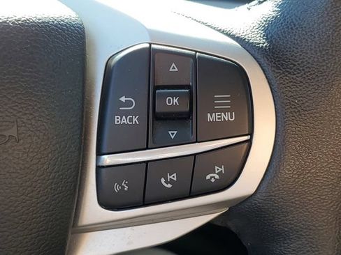Used 2023 Ford Explorer XLT w/ Equipment Group 202A AWD/4WD image 26