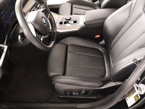 Used 2025 BMW 330i Sedan RWD image 12