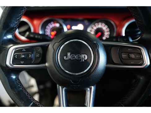 Used 2020 Jeep Gladiator Rubicon AWD/4WD image 20