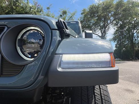 New 2026 Jeep Gladiator Sport AWD/4WD image 15