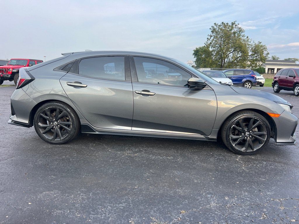 Used 2017 Honda Civic Sport Touring image 7