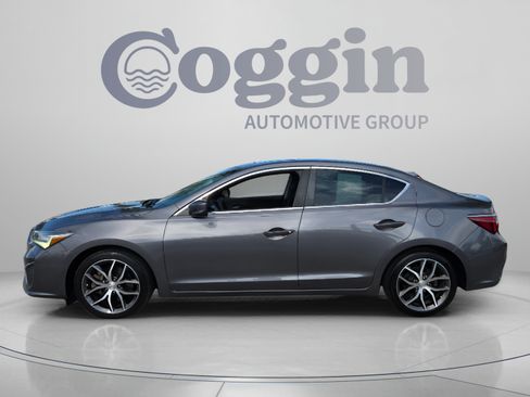 Used 2020 Acura ILX FWD image 2