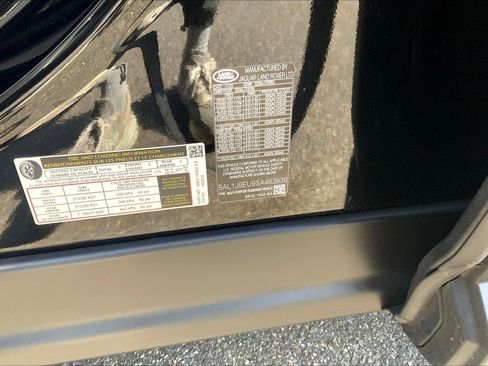 Used 2025 Land Rover Range Rover Sport image 31