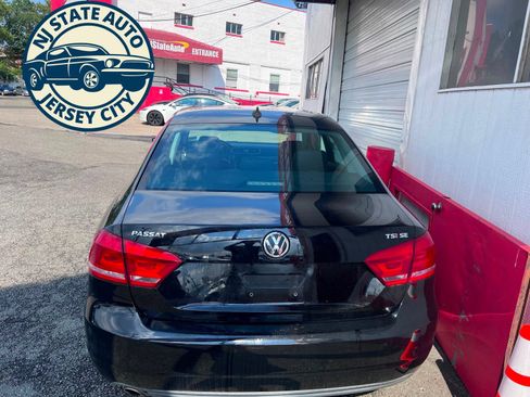 Used 2015 Volkswagen Passat 1.8T SE FWD image 8