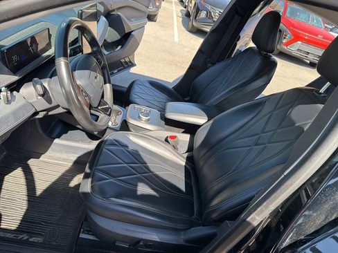 Used 2021 Ford Mustang Mach-E Select image 14