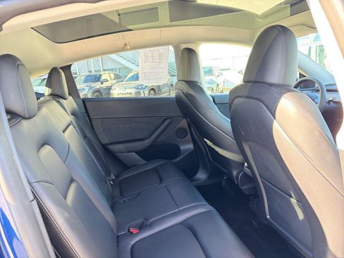 Used 2024 Tesla Model Y Long Range image 11