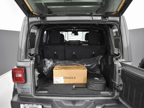 Used 2023 Jeep Wrangler Unlimited Rubicon 4xe w/ Safety Group image 37