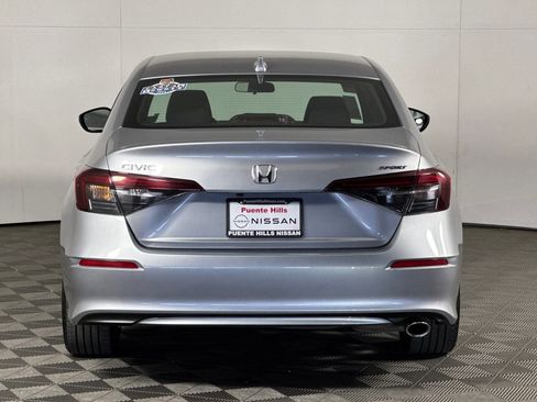 Used 2025 Honda Civic Sport image 5