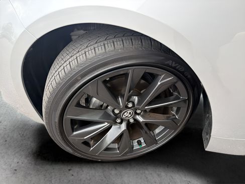 Used 2025 Toyota Corolla XSE FWD image 42