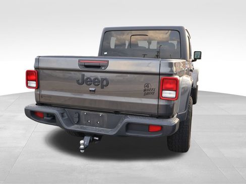 Used 2022 Jeep Gladiator Sport AWD/4WD image 16