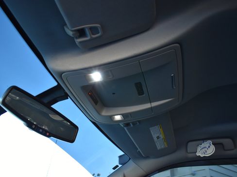 Used 2018 Chevrolet Silverado 1500 LT w/ All Star Edition image 42