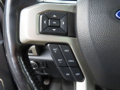 Used 2022 Ford F350 Lariat w/ Black Appearance Package image 57