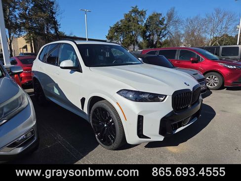New 2026 BMW X5 xDrive40i image 1