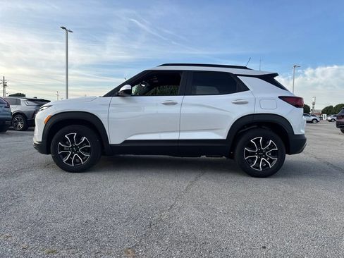 New 2025 Chevrolet TrailBlazer ACTIV w/ Convenience Package image 2