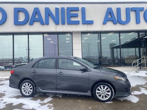 Used 2010 Toyota Corolla S image 15