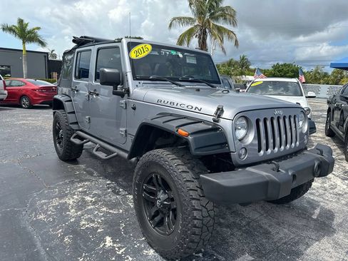 Used 2015 Jeep Wrangler Unlimited Rubicon w/ Connectivity Group AWD/4WD image 23