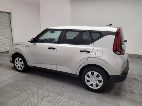 Used 2021 Kia Soul LX FWD image 3