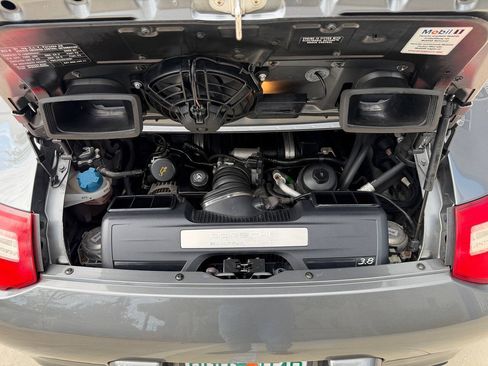 Used 2009 Porsche 911 Carrera 4S AWD/4WD image 28