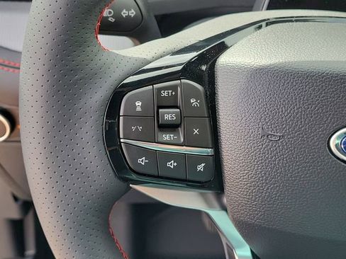 New 2026 Ford Explorer ST-Line w/ ST-Line Street Pack image 24